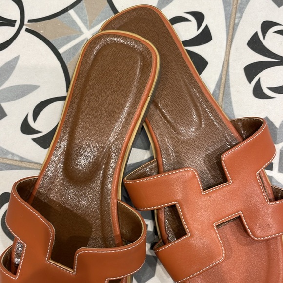 Oran style Brown Leather Slide Sandals size 6 - Picture 4 of 6